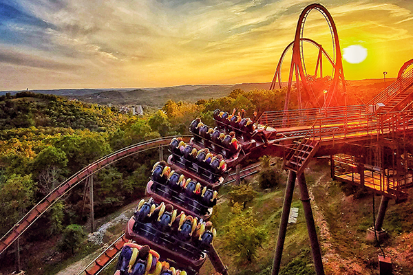 Where to Stay Near Silver Dollar City: Best Areas, Tips, and Vacation Rentals for Your Branson Trip